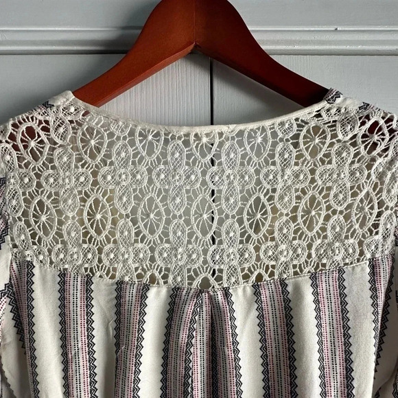 one the land  boho lace back romper size L - Picture 5 of 9